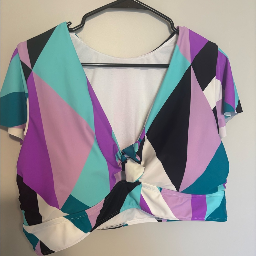 Like new Torrid swim top, color block style with tied keyhole opening - Picture 7 of 9